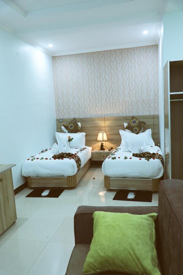 Riverland Hotel Bahar Dar Esterno foto